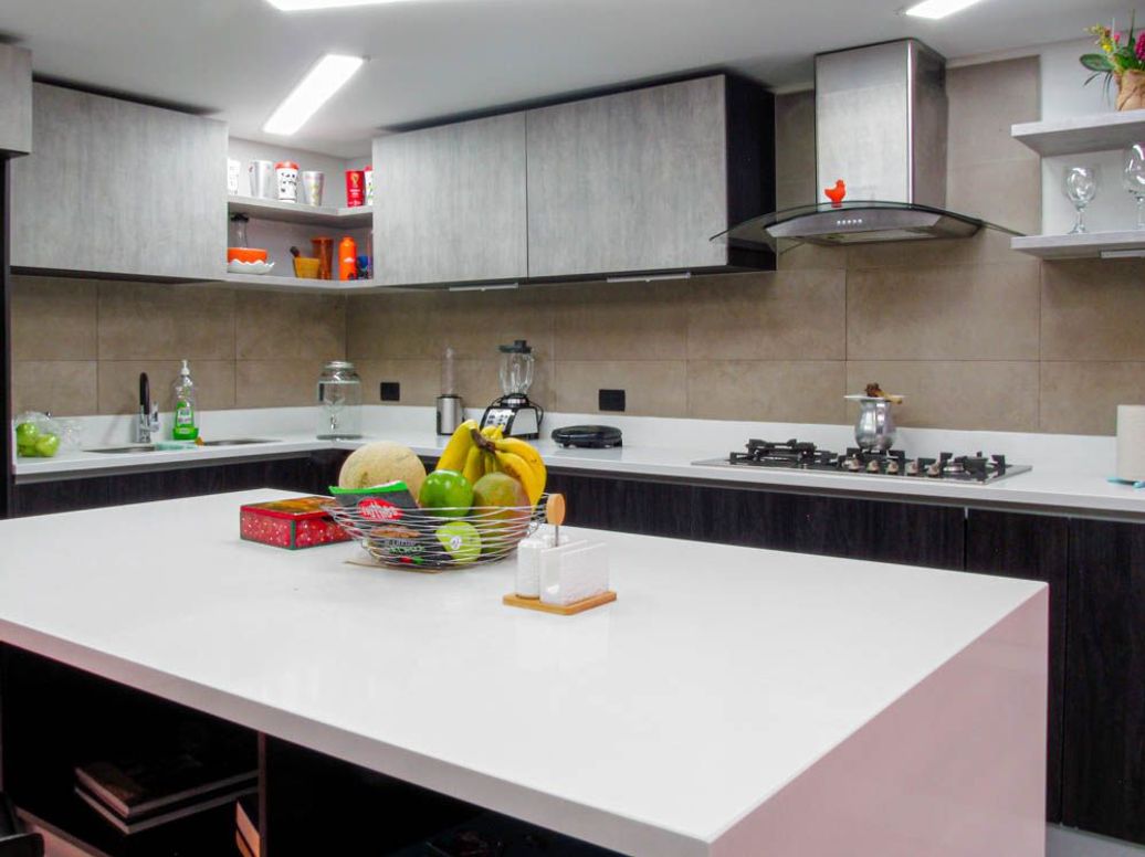 Casa de 5 alcobas en venta en Niza, Bogotá, 385 m² · foto 16 de 20