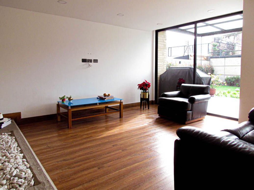 Casa de 5 alcobas en venta en Niza, Bogotá, 385 m² · foto 10 de 20