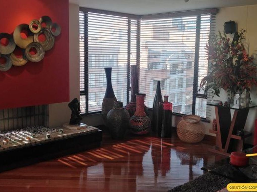 Apartamento de 3 alcobas en venta en Chico Navarra, Bogotá, 250 m² · foto 7 de 20
