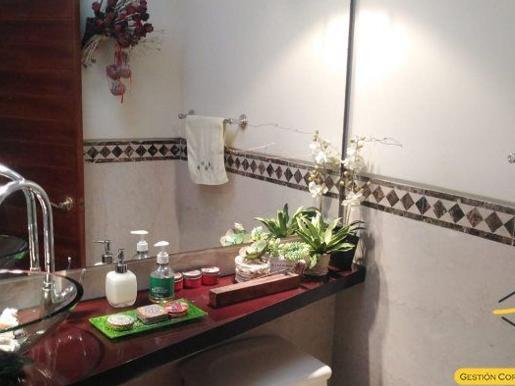 Apartamento de 3 alcobas en venta en Chico Navarra, Bogotá, 250 m² · foto 18 de 20