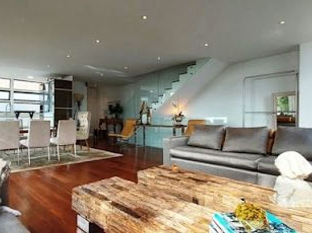 Casa de 3 alcobas en venta en Cedritos, Bogotá, 275 m² · foto 6 de 10