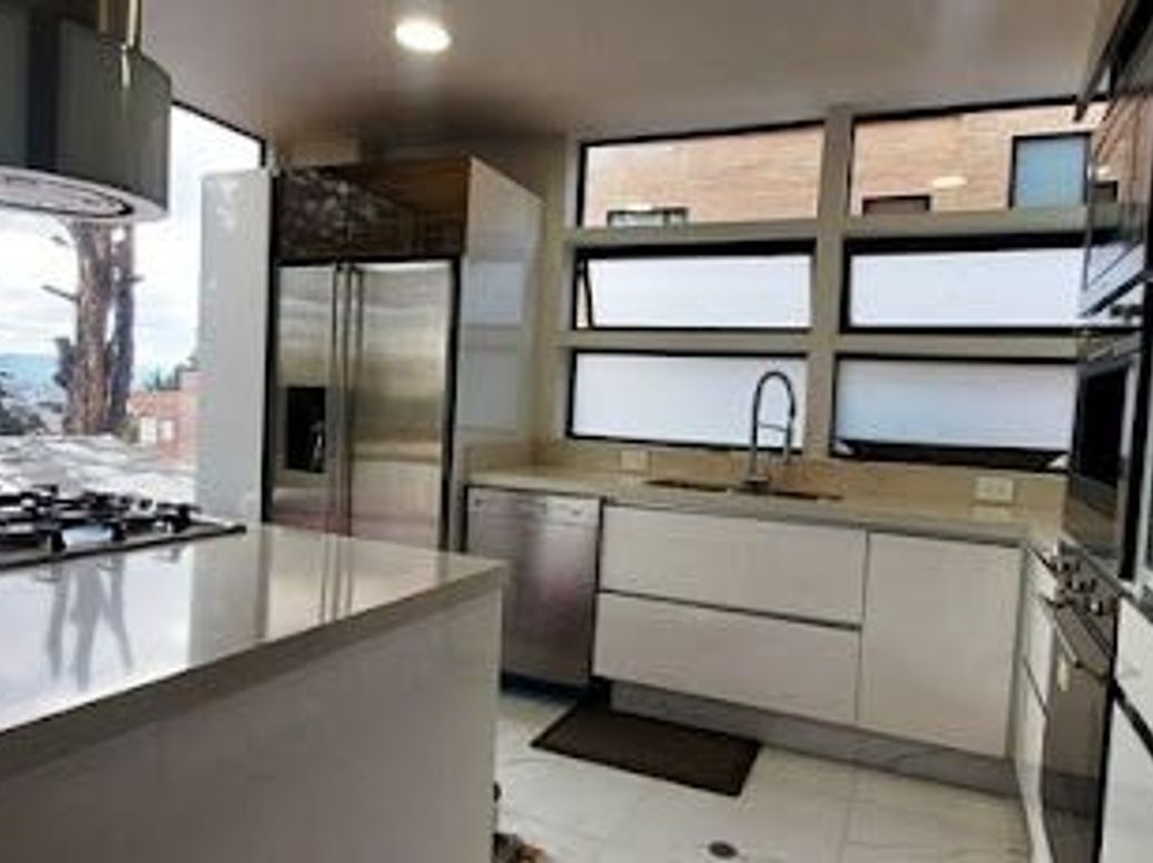 Casa de 3 alcobas en venta en Cedritos, Bogotá, 275 m² · foto 8 de 10