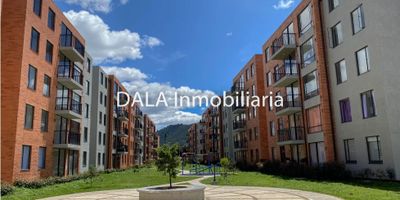DALA Inmobiliaria vende apartamento en quinto piso en Cajicá - Cundinamarca, consta de: sala-comedor, cocina integral es el espacio ideal para desatar tu creatividad culinaria, zona de lavandería, dos alcobas auxiliares con closet, un baño auxiliar, alcoba principal con closet y baño privado, conjunto cerrado con vigilancia las 24 horas, ascensor, parque infantil, zonas sociales estan en desarrollo y lo mejor de todo, estarás cerca de vías principales y transporte público.

No dejes pasar esta oportunidad única de tener el hogar que siempre soñaste. ¡Contáctanos ahora mismo y hagamos realidad tus sueños inmobiliarios en Cajicá, Cundinamarca con DALA Inmobiliaria!, Si estás buscando inmobiliarias en Cajicá, somos tu mejor opción. También manejamos Bienes Inmuebles en Chía y Cota.  Cod. 1740 L
