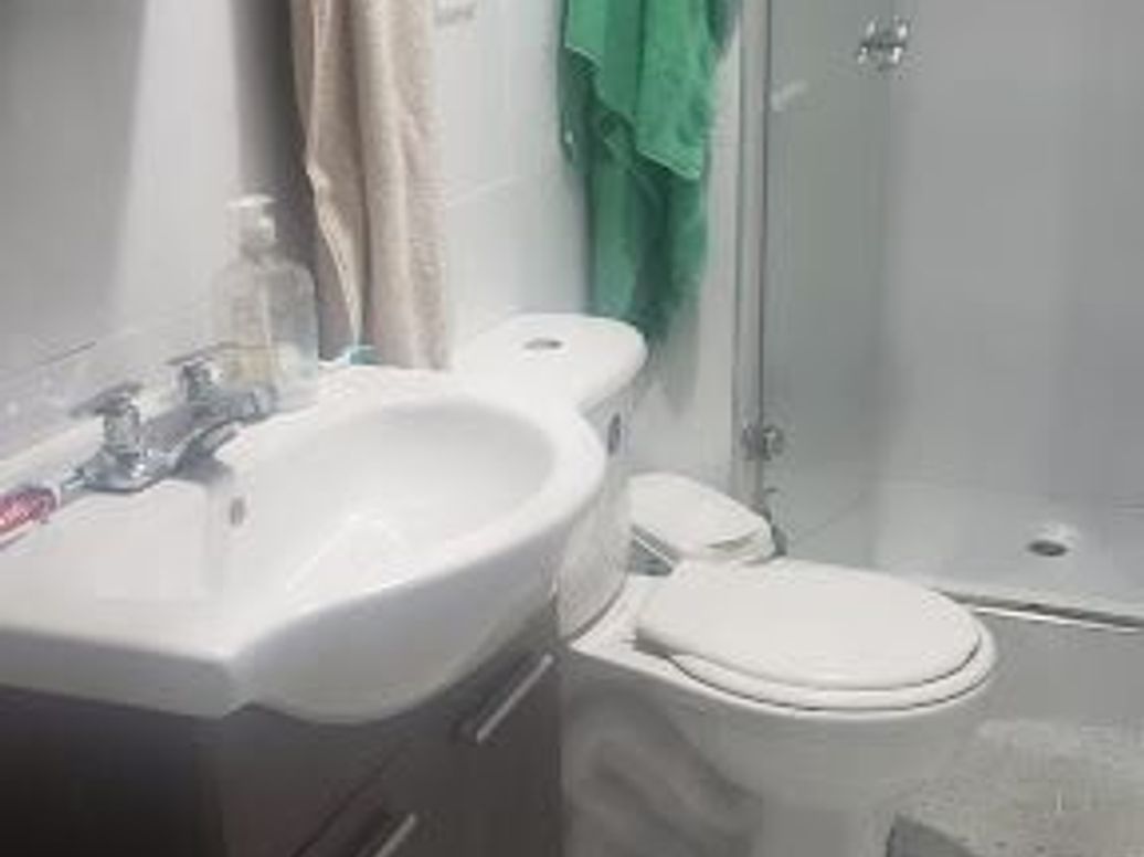 Casa de 9 alcobas en venta en Nicolas De Federman, Bogotá, 240 m² · foto 18 de 20