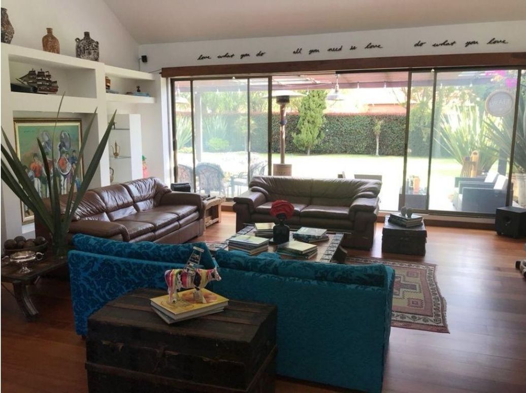 Casa de 4 alcobas en venta en Guaymaral, Bogotá, 406 m² · foto 2 de 10