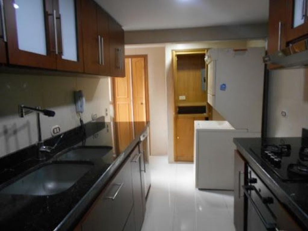 Apartamento de 3 alcobas en venta en Chico, Bogotá, 128 m² · foto 15 de 18