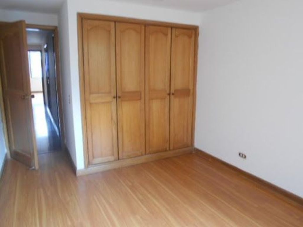 Apartamento de 3 alcobas en venta en Chico, Bogotá, 128 m² · foto 14 de 18