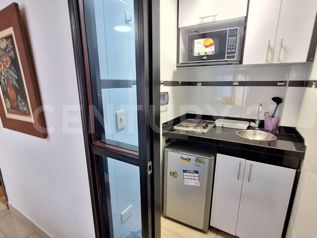 Casa de 11 alcobas en venta en Quinta Paredes, Bogotá, 600 m² · foto 18 de 20