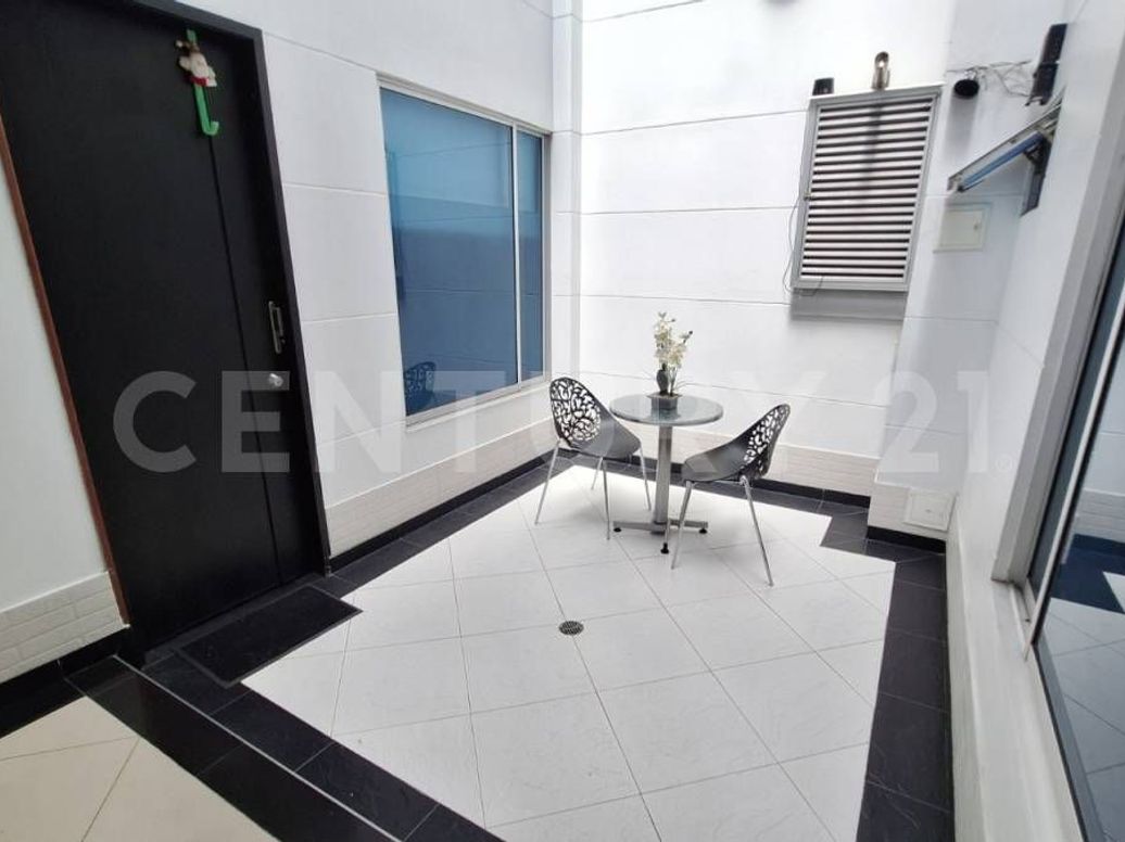 Casa de 11 alcobas en venta en Quinta Paredes, Bogotá, 600 m² · foto 8 de 20