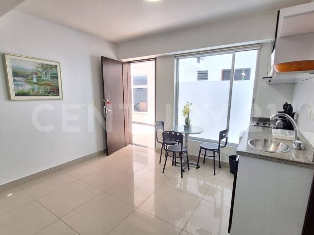 Casa de 11 alcobas en venta en Quinta Paredes, Bogotá, 600 m² · foto 9 de 20
