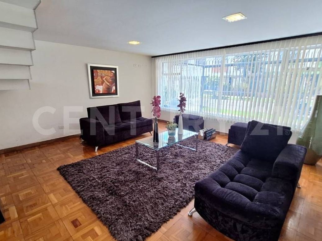 Casa de 11 alcobas en venta en Quinta Paredes, Bogotá, 600 m² · foto 6 de 20