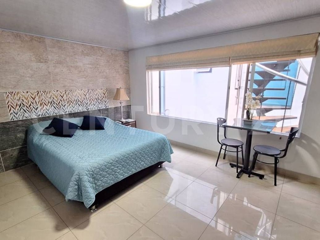 Casa de 11 alcobas en venta en Quinta Paredes, Bogotá, 600 m² · foto 16 de 20