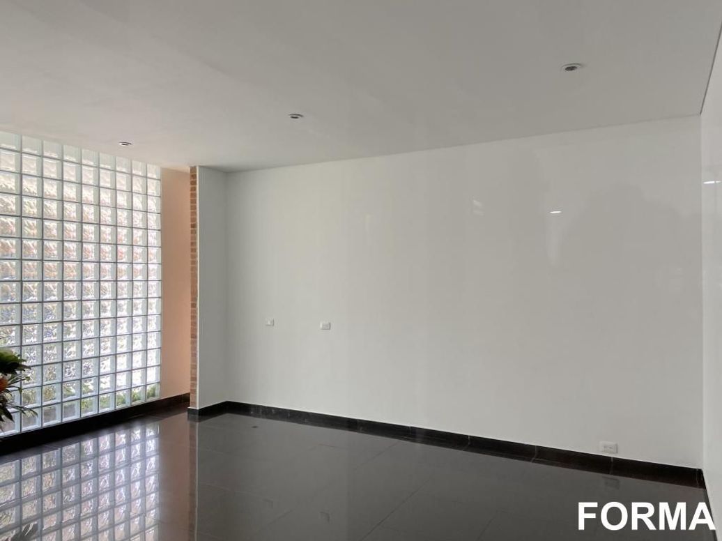 Apartamento de 3 alcobas en venta en Santa Barbara Central, Bogotá, 124 m² · foto 17 de 20