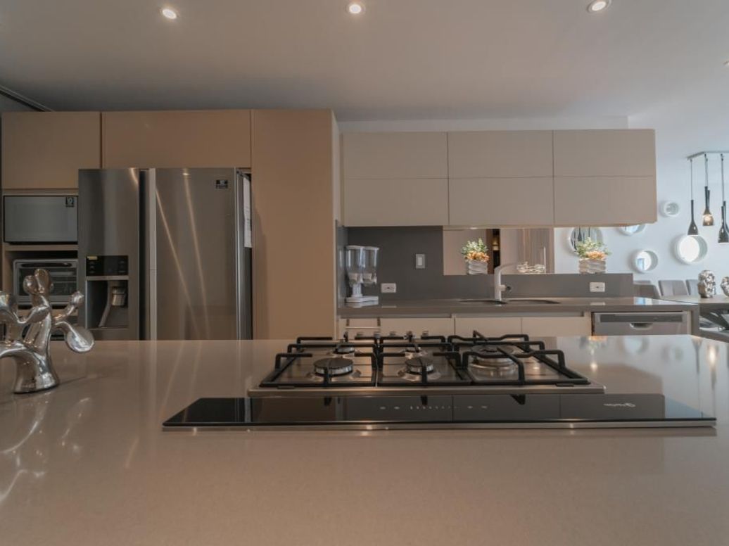 Apartamento de 3 alcobas en venta en Santa Barbara Central, Bogotá, 124 m² · foto 5 de 20
