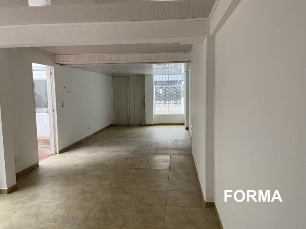 Casa de 9 alcobas en venta en Santa Barbara Oriental, Bogotá, 400 m² · foto 8 de 20