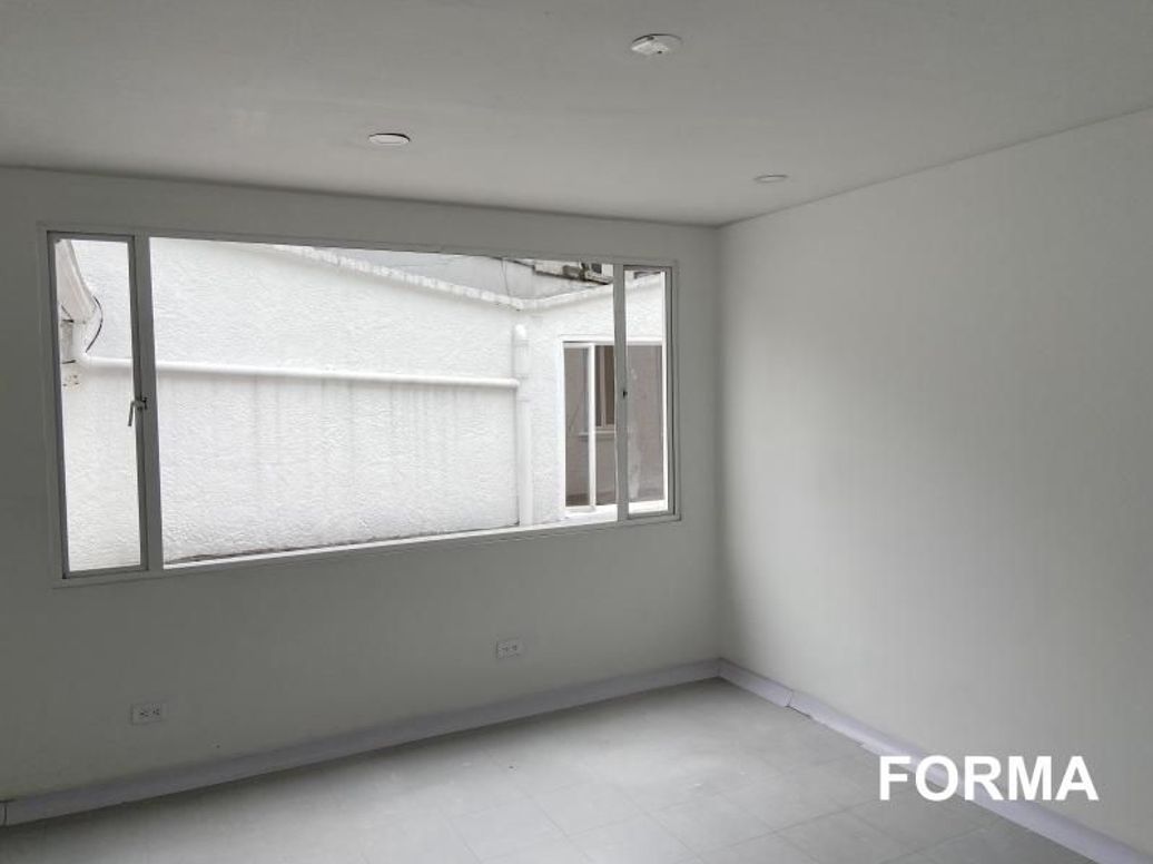 Casa de 9 alcobas en venta en Santa Barbara Oriental, Bogotá, 400 m² · foto 15 de 20