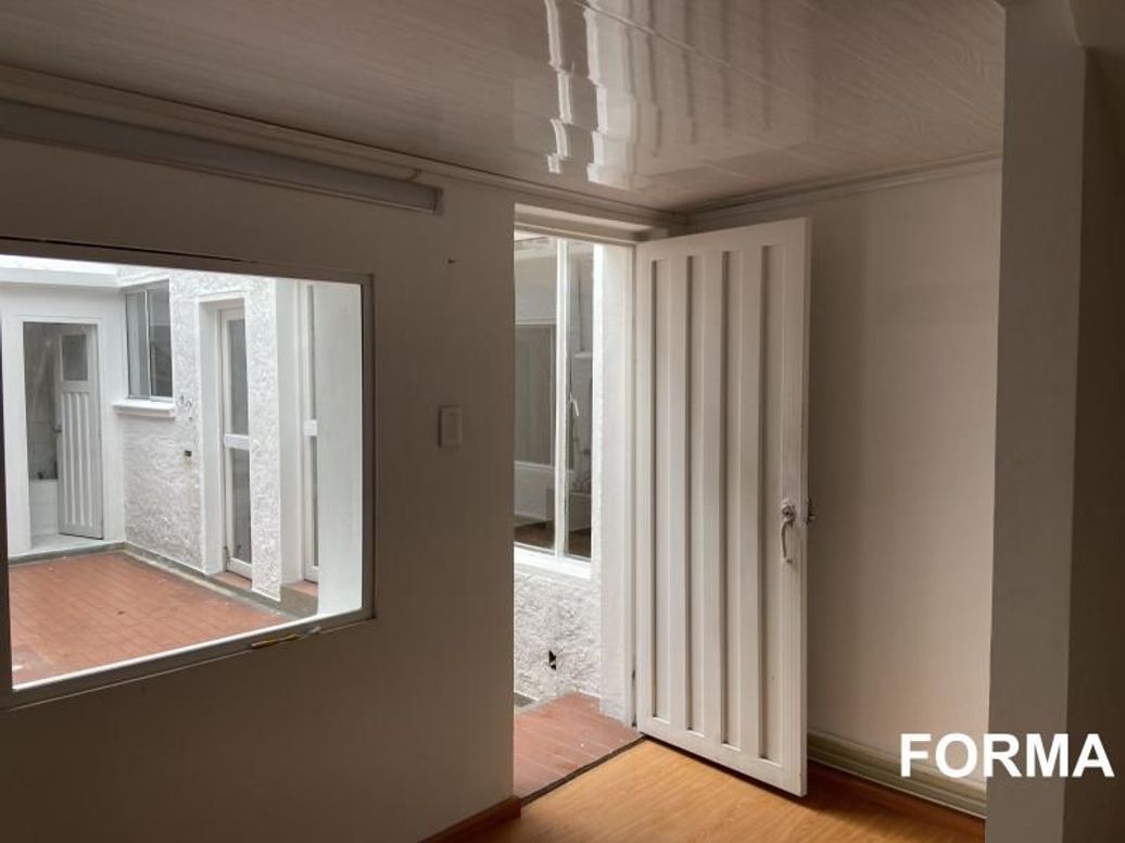 Casa de 9 alcobas en venta en Santa Barbara Oriental, Bogotá, 400 m² · foto 9 de 20