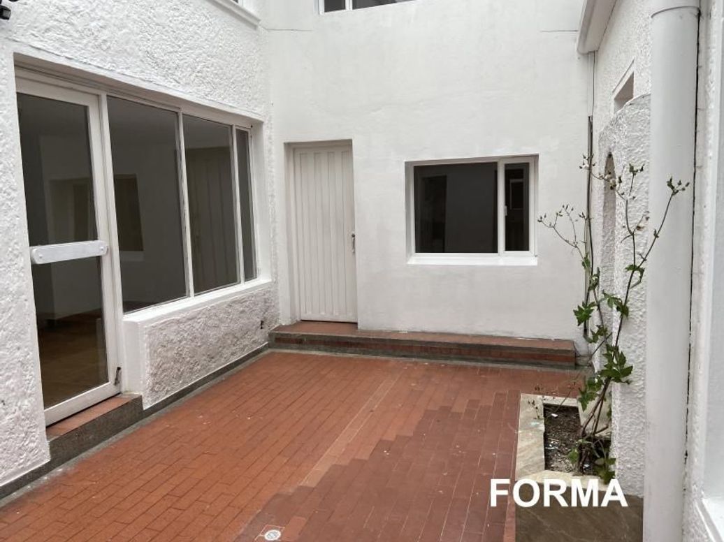 Casa de 9 alcobas en venta en Santa Barbara Oriental, Bogotá, 400 m² · foto 5 de 20
