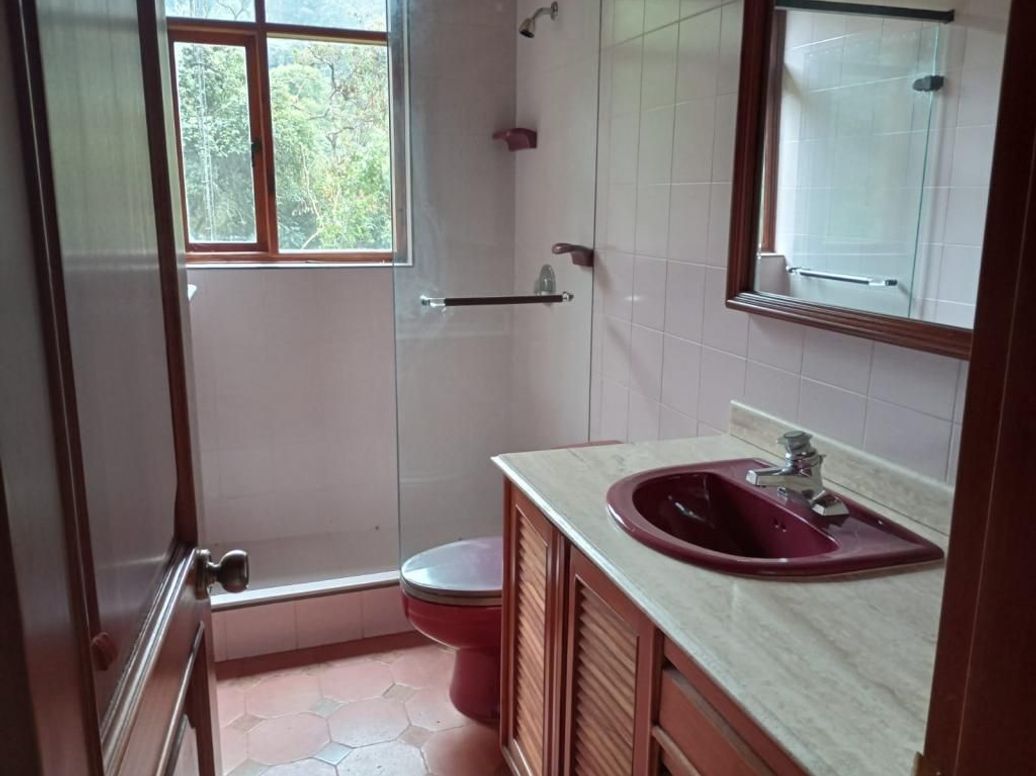 Casa de 4 alcobas en venta en Julio Flórez, Bogotá, 436 m² · foto 4 de 19