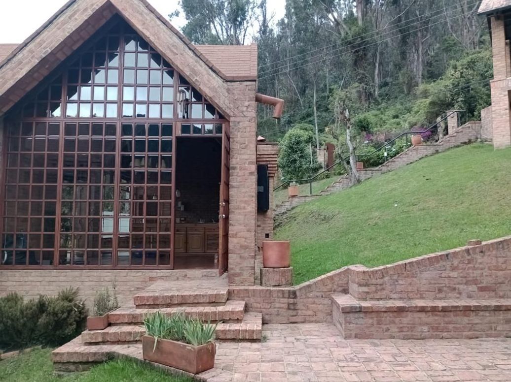 Casa de 4 alcobas en venta en Julio Flórez, Bogotá, 436 m² · foto 15 de 19