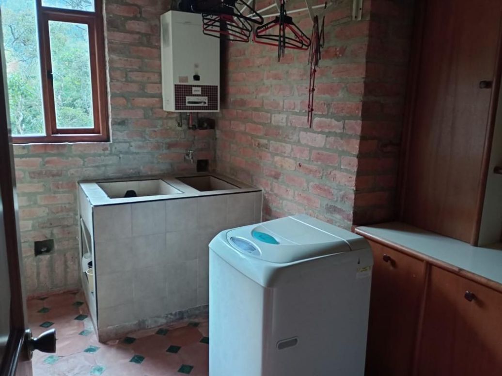 Casa de 4 alcobas en venta en Julio Flórez, Bogotá, 436 m² · foto 6 de 19