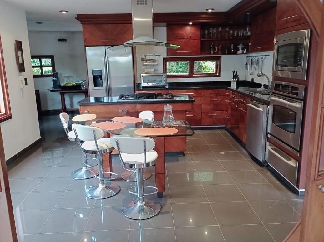 Casa de 6 alcobas en venta en Bogotá, Bogotá, 800 m² · foto 7 de 20