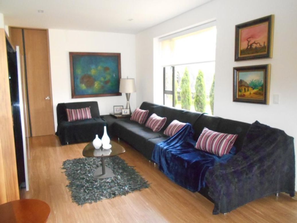 Casa de 3 alcobas en venta en Casa Blanca, Bogotá, 410 m² · foto 5 de 20