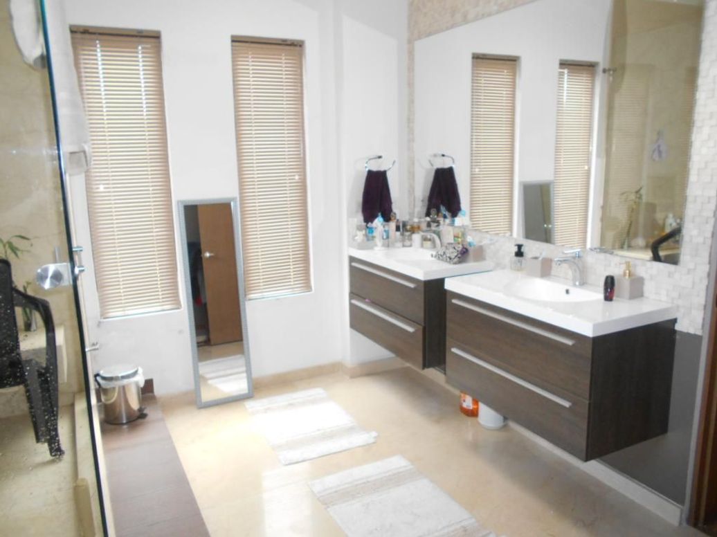 Casa de 3 alcobas en venta en Casa Blanca, Bogotá, 410 m² · foto 12 de 20