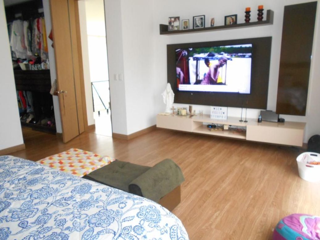 Casa de 3 alcobas en venta en Casa Blanca, Bogotá, 410 m² · foto 17 de 20