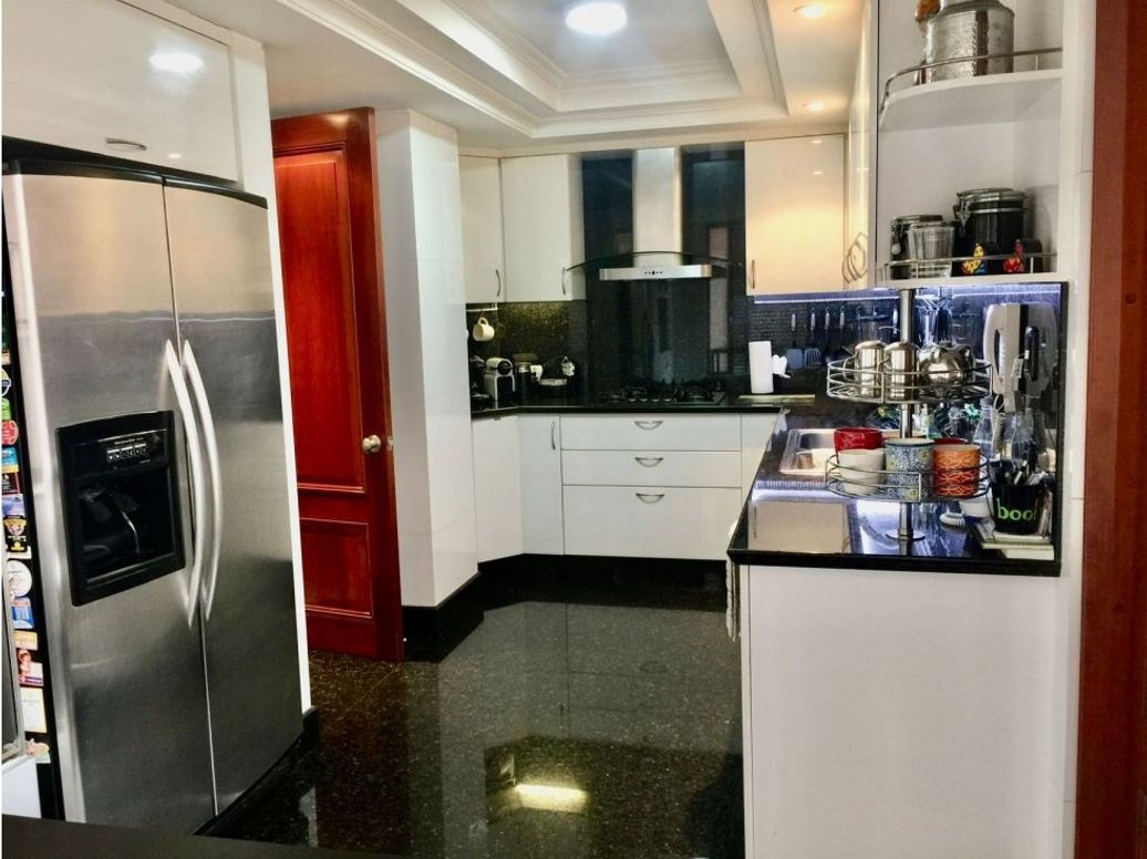 Apartamento de 4 alcobas en venta en Ciudadela Real, Bogotá, 317 m² · foto 16 de 20