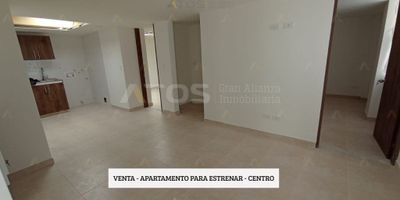 Atos Inmobiliaria te presenta un moderno apartamento para estrenar en el corazón de la ciudad de Tunja, a tan solo unas cuadras de la Plaza de Bolívar. Este espacio acogedor de 56.7 m² está diseñado para aprovechar cada rincón, ofreciendo una cocina integral, zona de ropas, y una zona social adaptable a tus necesidades diarias. Además, cuenta con dos habitaciones con clóset, perfectas para garantizar la comodidad y privacidad de sus ocupantes, así como un baño bien equipado.

Este apartamento también incluye una bodega, brindando un espacio adicional para almacenamiento. Su ubicación céntrica te permitirá disfrutar de la cercanía a los principales puntos de interés de la ciudad, combinando comodidad y funcionalidad en un entorno moderno y bien diseñado. ¡No dejes pasar esta oportunidad! Contáctanos en Atos Inmobiliaria para obtener más detalles y agendar una visita.