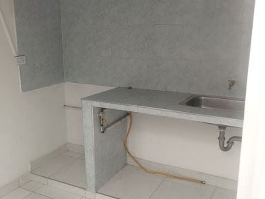 Casa de 12 alcobas en venta en Gran Britalia, Bogotá, 220 m² · foto 10 de 20