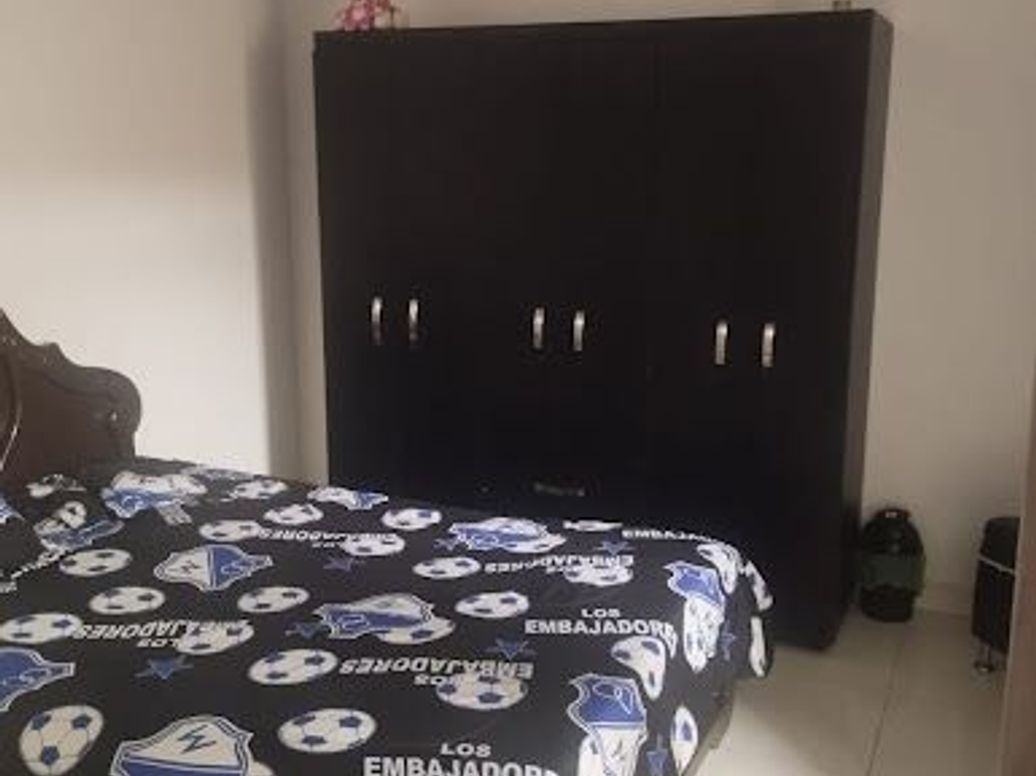 Casa de 12 alcobas en venta en Gran Britalia, Bogotá, 220 m² · foto 9 de 20