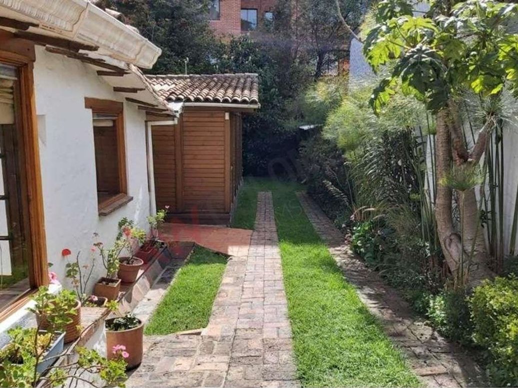 Casa de 5 alcobas en venta en Sotileza, Bogotá, 350 m² · foto 3 de 20