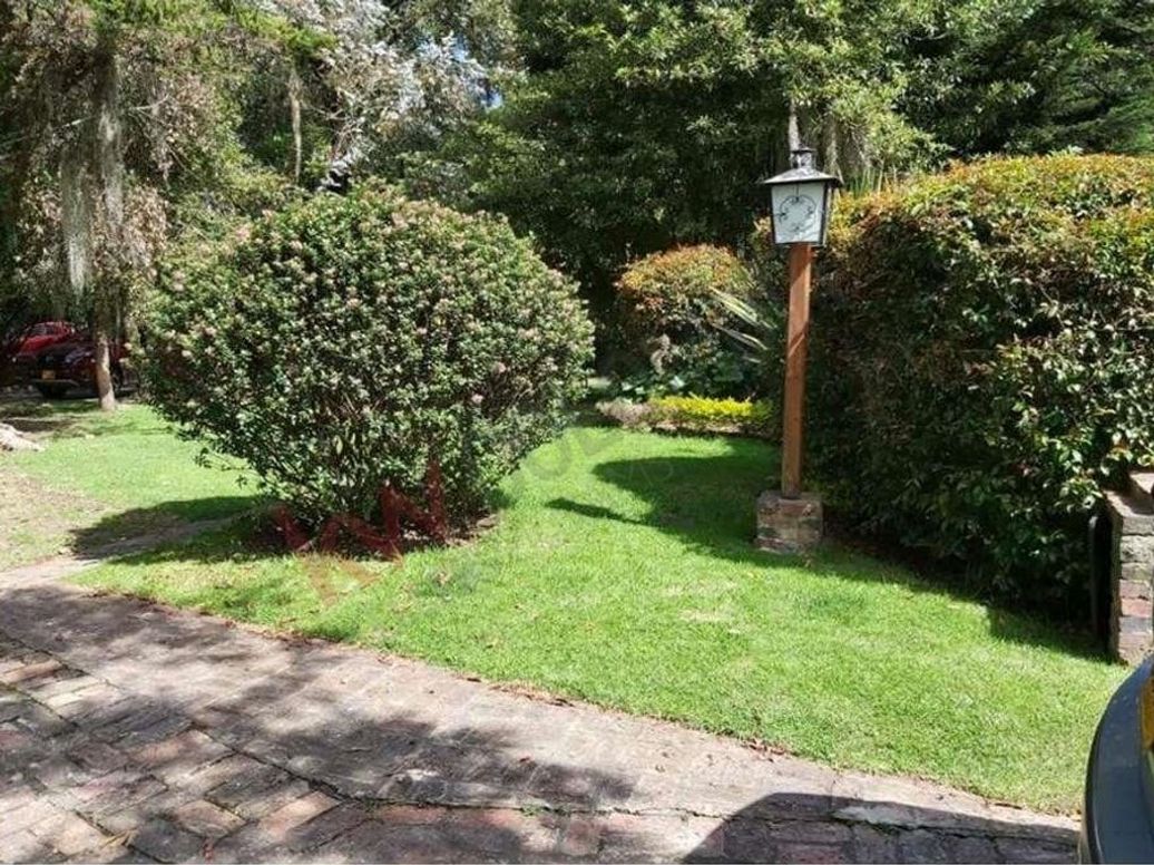 Casa de 5 alcobas en venta en Sotileza, Bogotá, 350 m² · foto 18 de 20