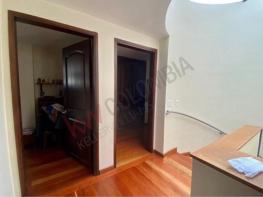 Apartamento de 4 alcobas en venta en Bellavista, Bogotá, 327 m² · foto 18 de 20