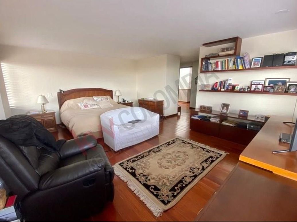 Apartamento de 4 alcobas en venta en Bellavista, Bogotá, 327 m² · foto 15 de 20