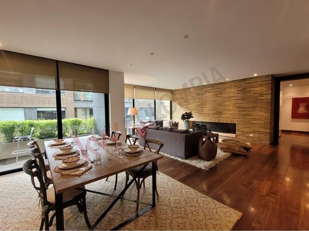 Apartamento de 3 alcobas en venta en El Refugio, Bogotá, 261 m² · foto 11 de 20