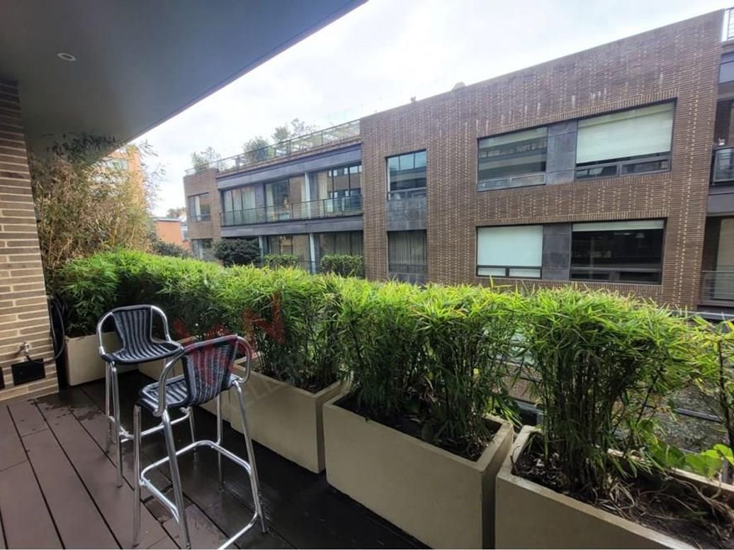 Apartamento de 3 alcobas en venta en El Refugio, Bogotá, 261 m² · foto 8 de 20