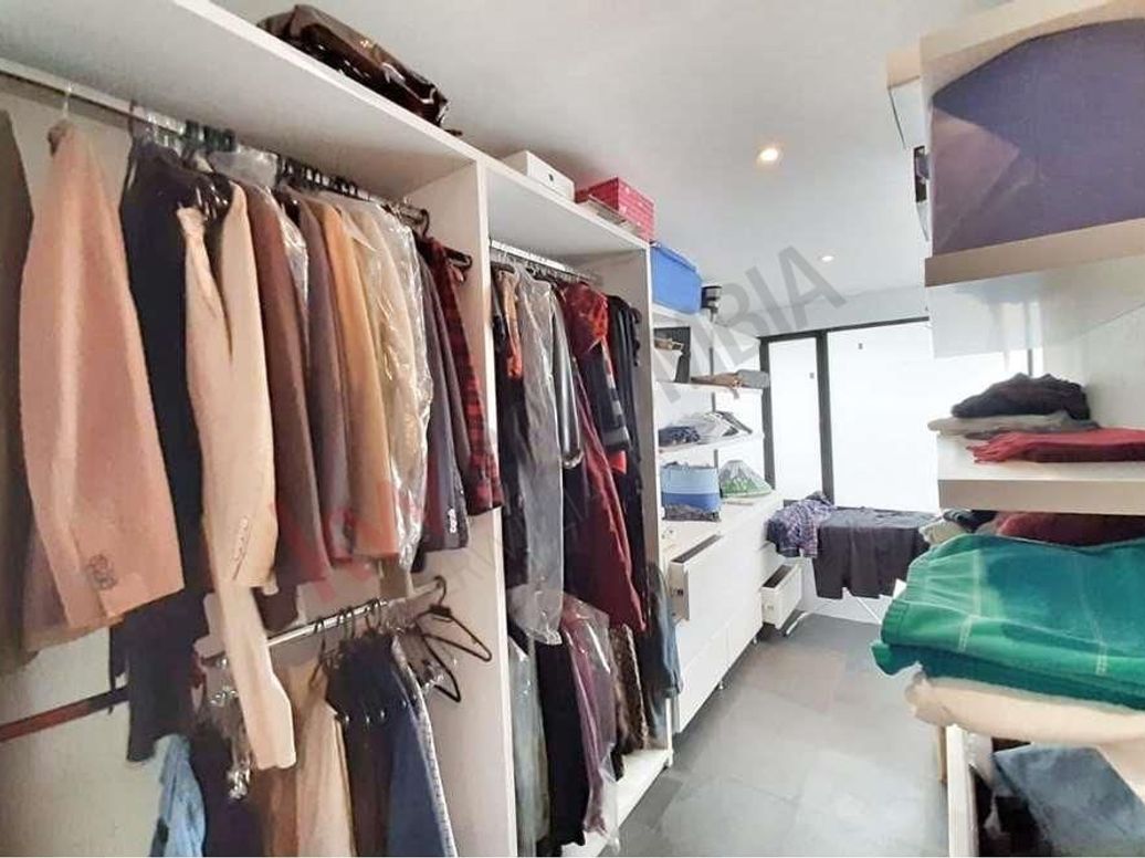 Apartamento de 2 alcobas en venta en La Cabrera, Bogotá, 157 m² · foto 6 de 10