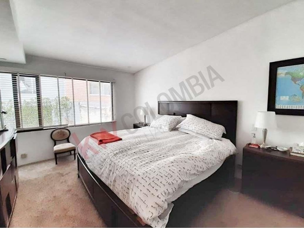 Apartamento de 2 alcobas en venta en La Cabrera, Bogotá, 157 m² · foto 5 de 10