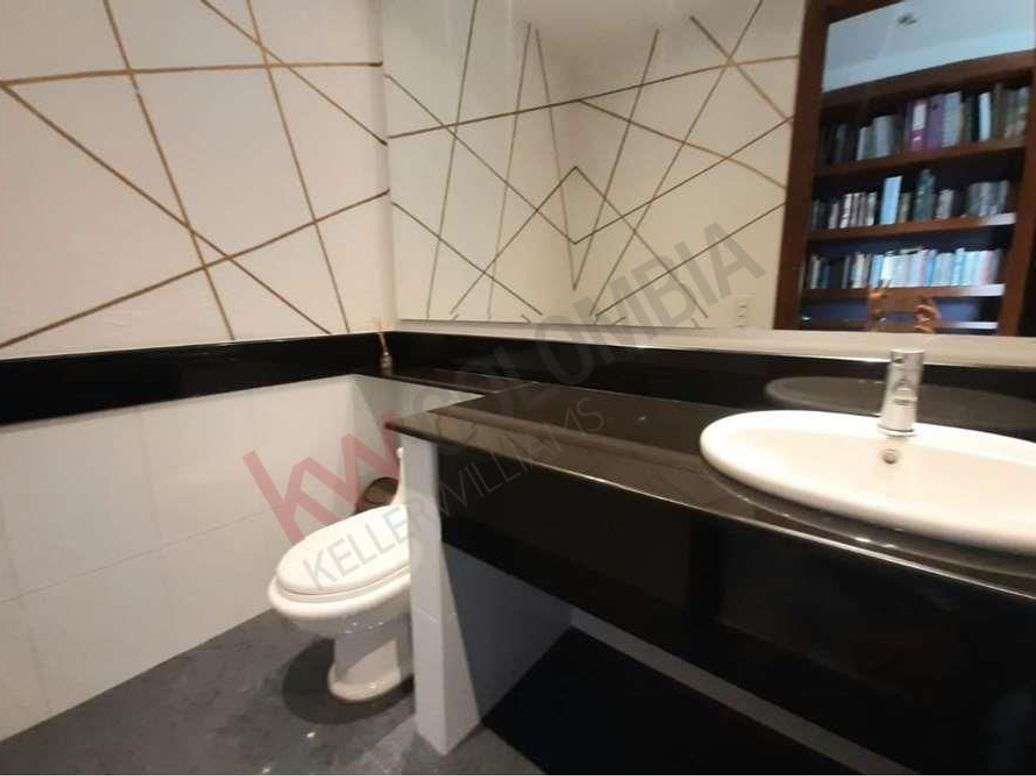 Apartamento de 4 alcobas en venta en Santa Barbara Alta, Bogotá, 467 m² · foto 8 de 20