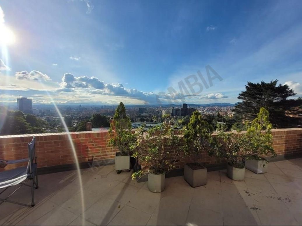 Apartamento de 3 alcobas en venta en Santa Ana Oriental, Bogotá, 290 m² · foto 2 de 20