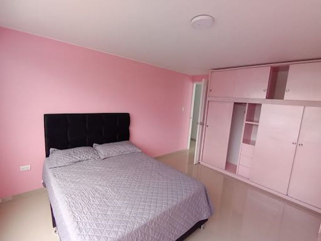 Apartamento de 3 alcobas en venta en Santa Barbara Central, Bogotá, 140 m² · foto 8 de 20