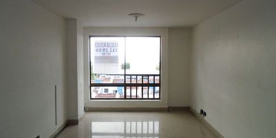 Apartamento en Arriendo en unidad cerrada ubicada en Álamos cerca avenida principal, a terminal de transportes, supermercados de cadena, parque principal, centros comerciales, universidades, rutas de transporte publico y servicios complementarios de la zona. Cuenta con iluminacion y ventilacion natural, con sala-comedor, pisos en porcelanato, tres habitaciones y tres baños, estufa y calentador a gas, cocina integral mesón en granito. Apartamento con remodelaciones. La unidad cuenta con piscina, gimnasio, salon comunal, sauna/turco, parques infantiles, dos parqueaderos cubiertos. Ademas con circuito cerrado de tv y vigilancia las 24 horas.  *Inmuebles sujetos a verificación de disponibilidad.*