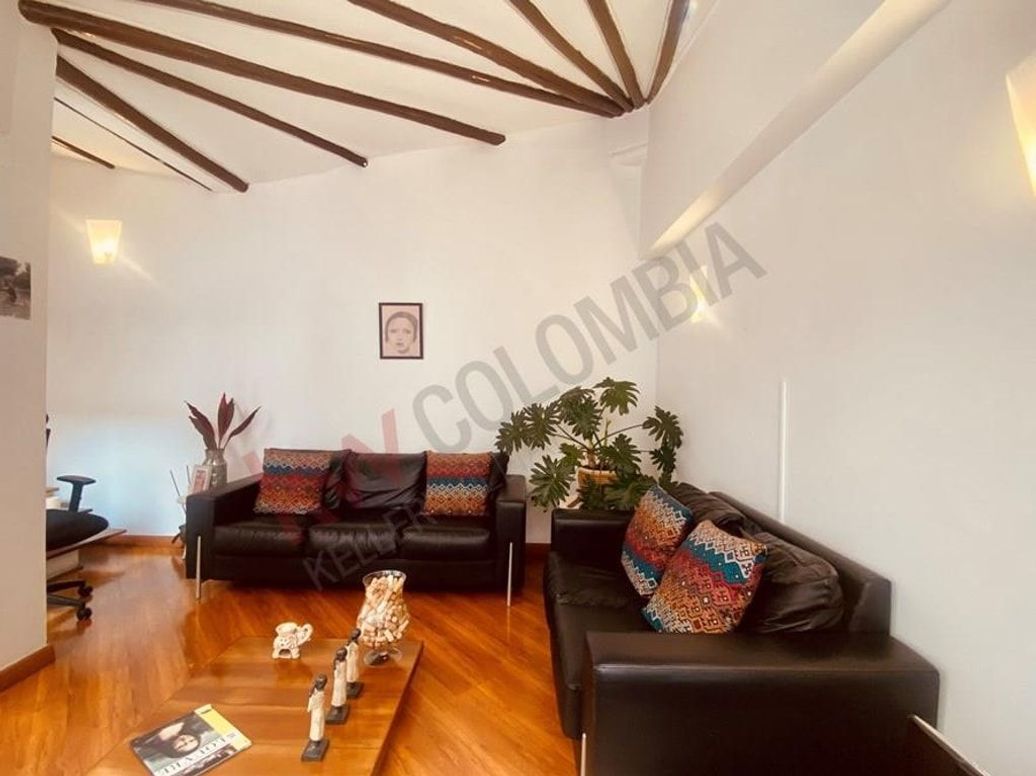 Apartamento de 3 alcobas en venta en Santa Barbara, Bogotá, 84 m² · foto 3 de 20