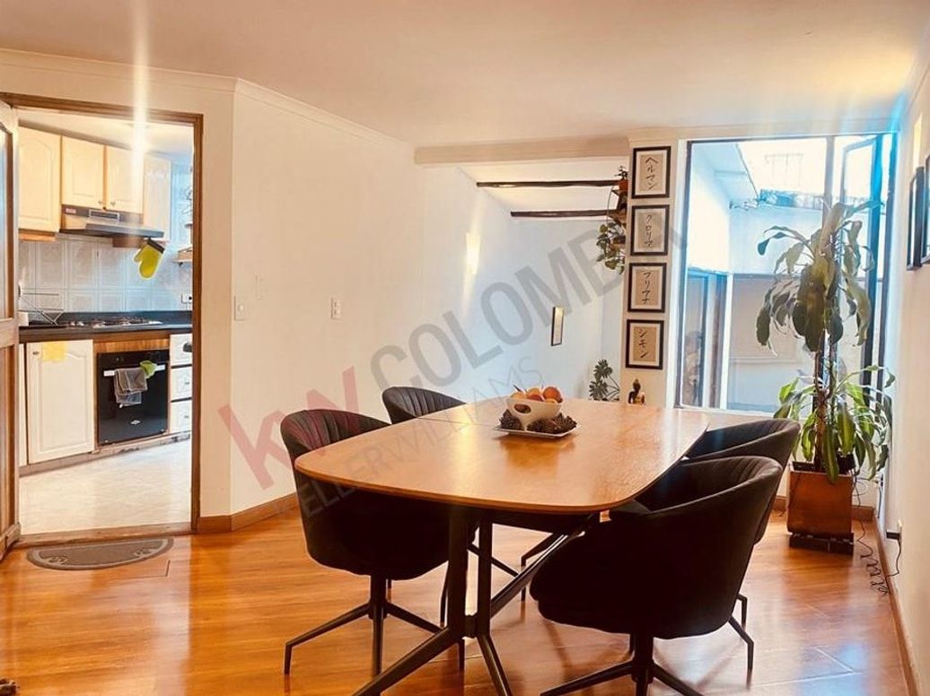 Apartamento de 3 alcobas en venta en Santa Barbara, Bogotá, 84 m² · foto 2 de 20