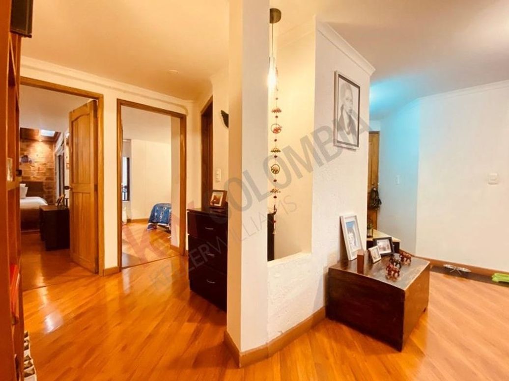 Apartamento de 3 alcobas en venta en Santa Barbara, Bogotá, 84 m² · foto 7 de 20