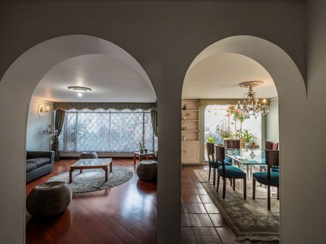 Casa de 4 alcobas en venta en Molinos Norte, Bogotá, 281 m² · foto 7 de 20
