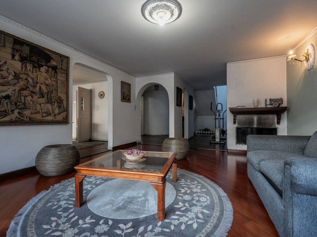 Casa de 4 alcobas en venta en Molinos Norte, Bogotá, 281 m² · foto 11 de 20